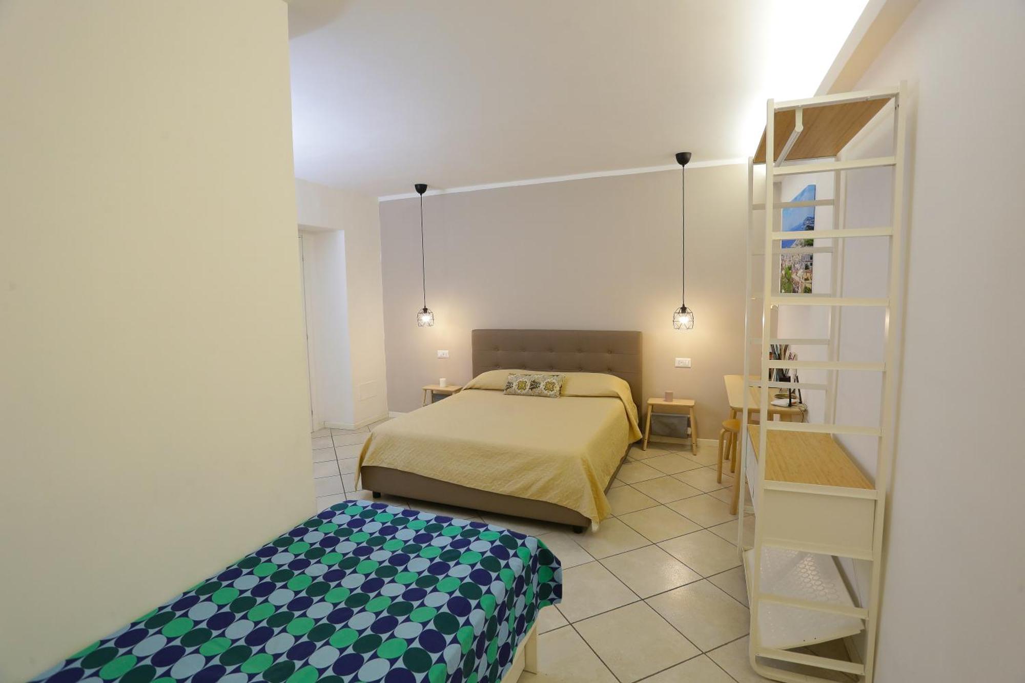 Domus Zapata Hotel Napoli Bagian luar foto