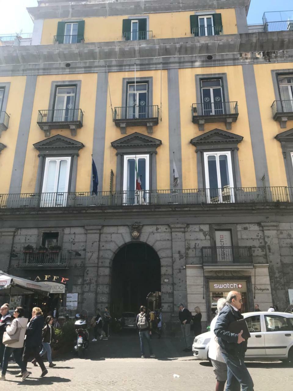 Domus Zapata Hotel Napoli Bagian luar foto